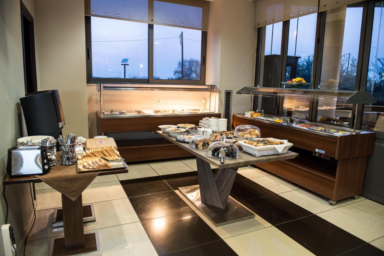 Premier Agrinio Heart Hotel ภายนอก รูปภาพ