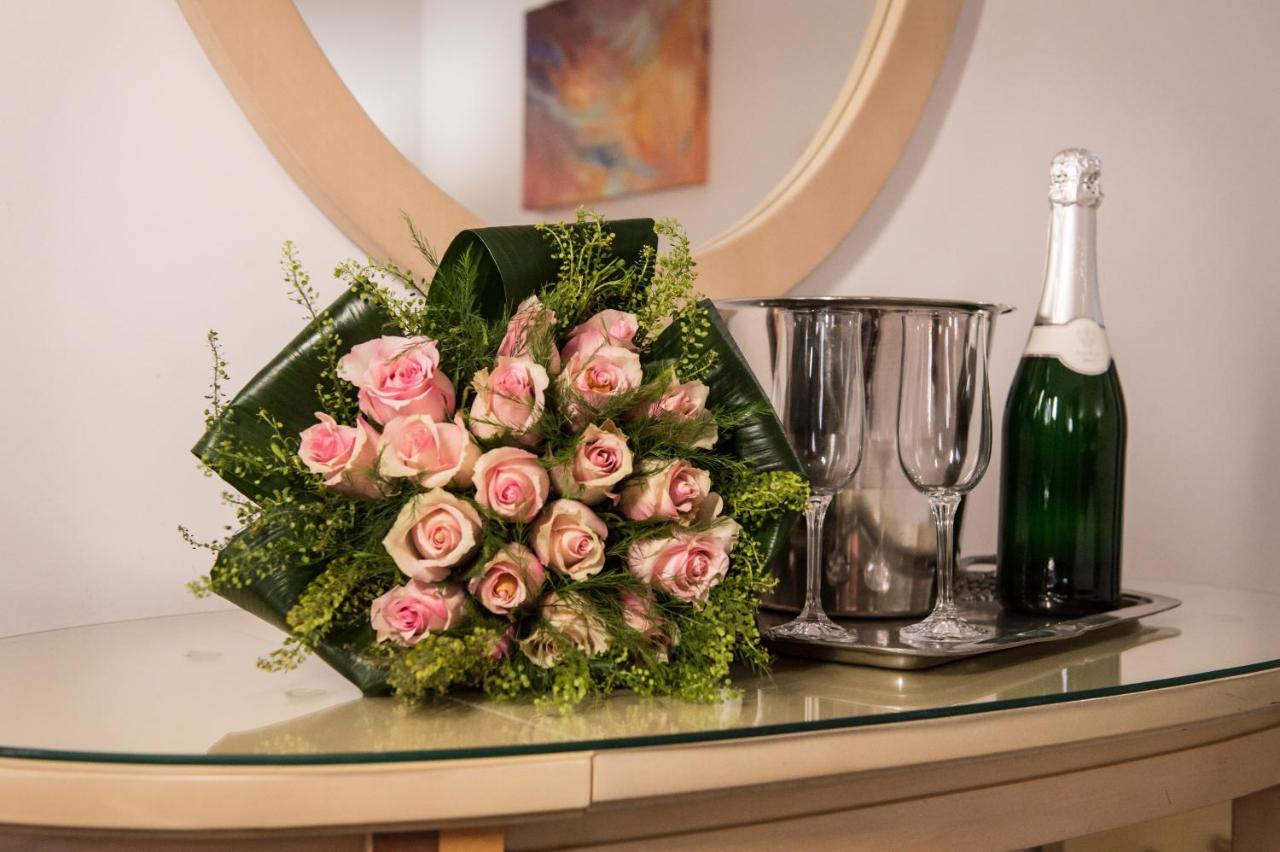 Premier Agrinio Heart Hotel ภายนอก รูปภาพ